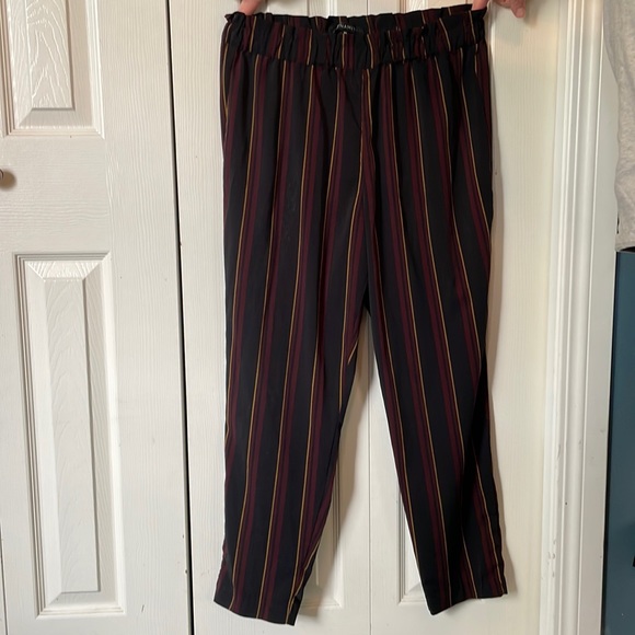 Casual dress pants from Dynamite in a size large. - Picture 1 of 2